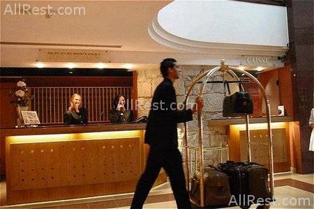 Aston Hotel 4
